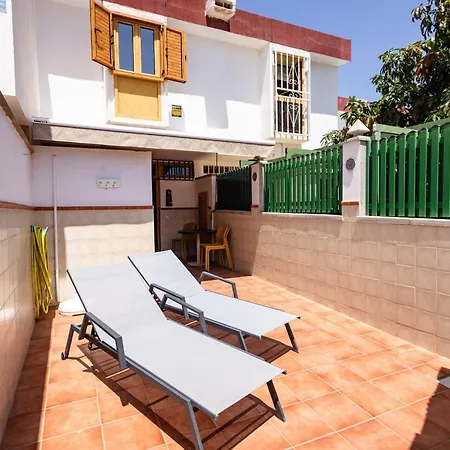 Deluxe Marinas - By Gestion Vacacional Canarias Maspalomas (Gran Canaria)